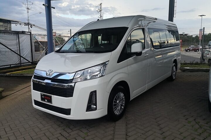 Private transfer from Guanacaste to Hotels in San Jose or the Airport - Photo 1 of 6